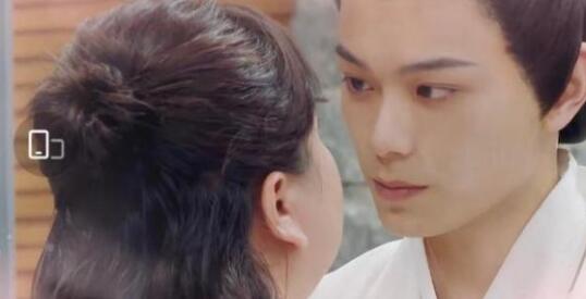 贾玲丁禹兮还原陈芊芊名场面 一秒入戏的丁禹兮演技获点赞